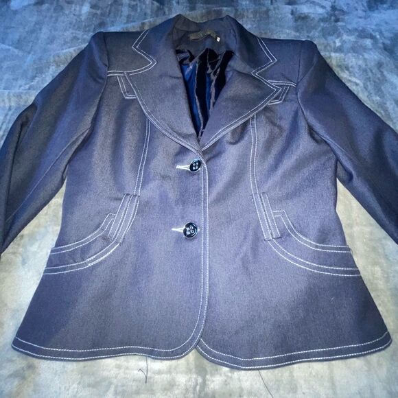 Flattering VTG Mary Tyler Moore Style 2-Piece Vintage Suit - Picture 10 of 11